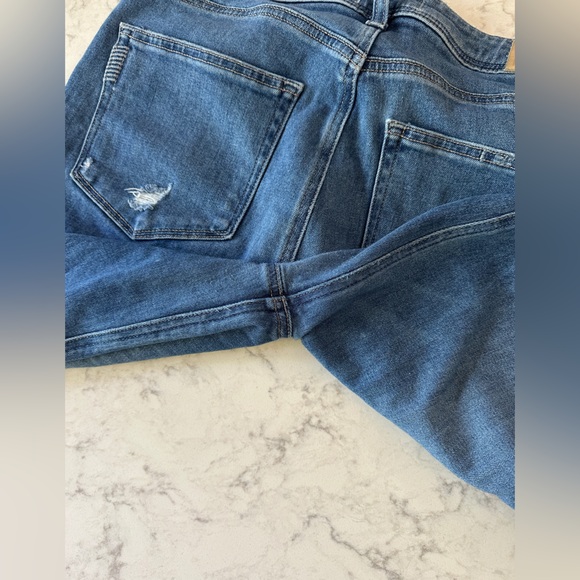 Paige Cindy Crop in Destructed Bazar Size 30 - Picture 7 of 12